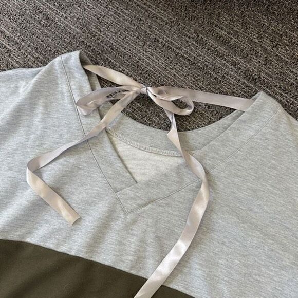 Colorblock Sweatshirt Top With Back Tie Detail L - Picture 4 of 6